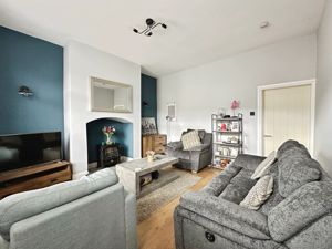 Lounge- click for photo gallery